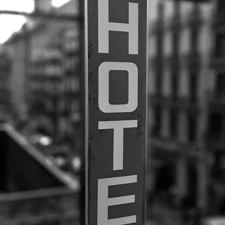 Pelayo Hotel *